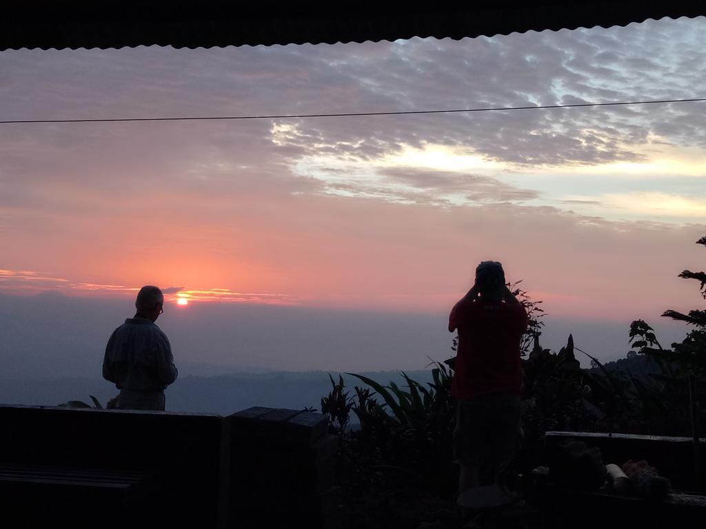 Puri Sunset Homestay Munduk Екстериор снимка